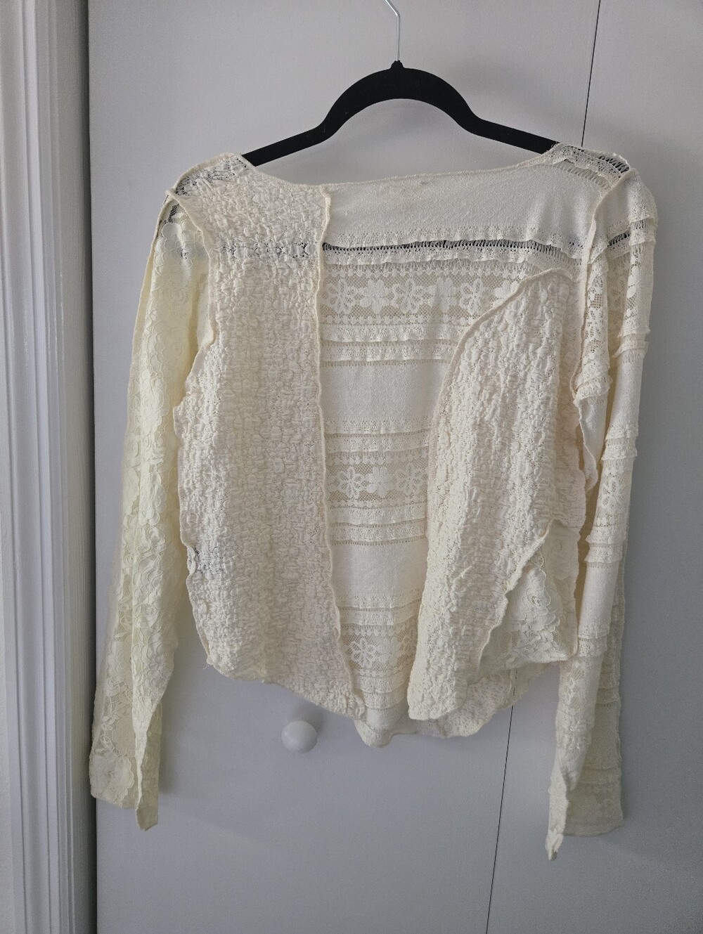 POL Cream Lace Patchwork Long-Sleeve Top - Picture 6 of 6
